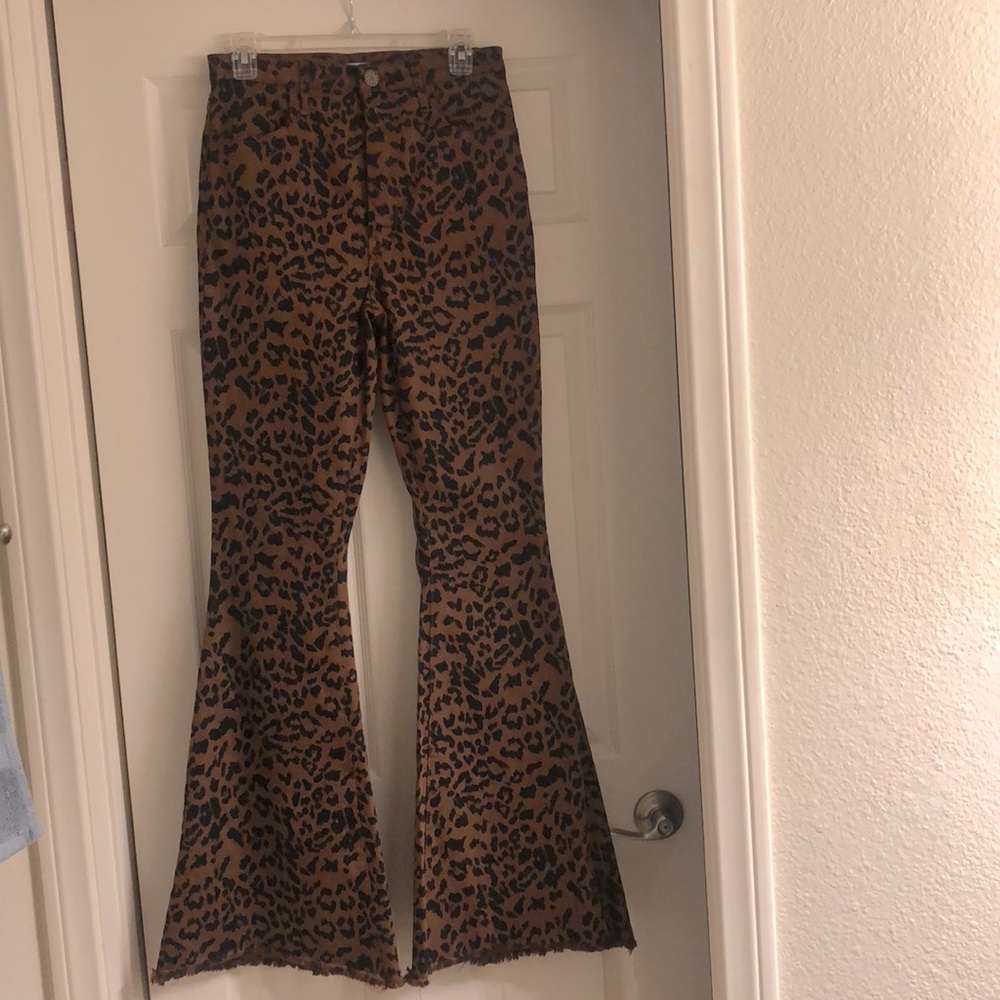 Show Me Your Mumu “Cam Cam”Bells in Leopard